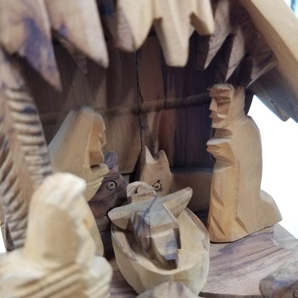 Vintage Olive Wood Nativity Scene Made in Bethlehem 6” X 6.5” Handmade Folk Art - Picture 11 of 16